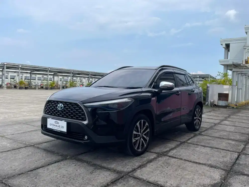 KM40rb. Toyota Corolla Cross Hybrid 2020