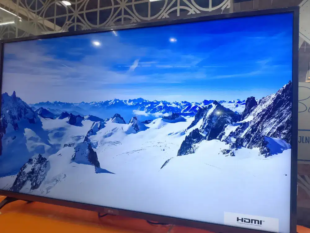 SEMART  TV LG 50 INCH