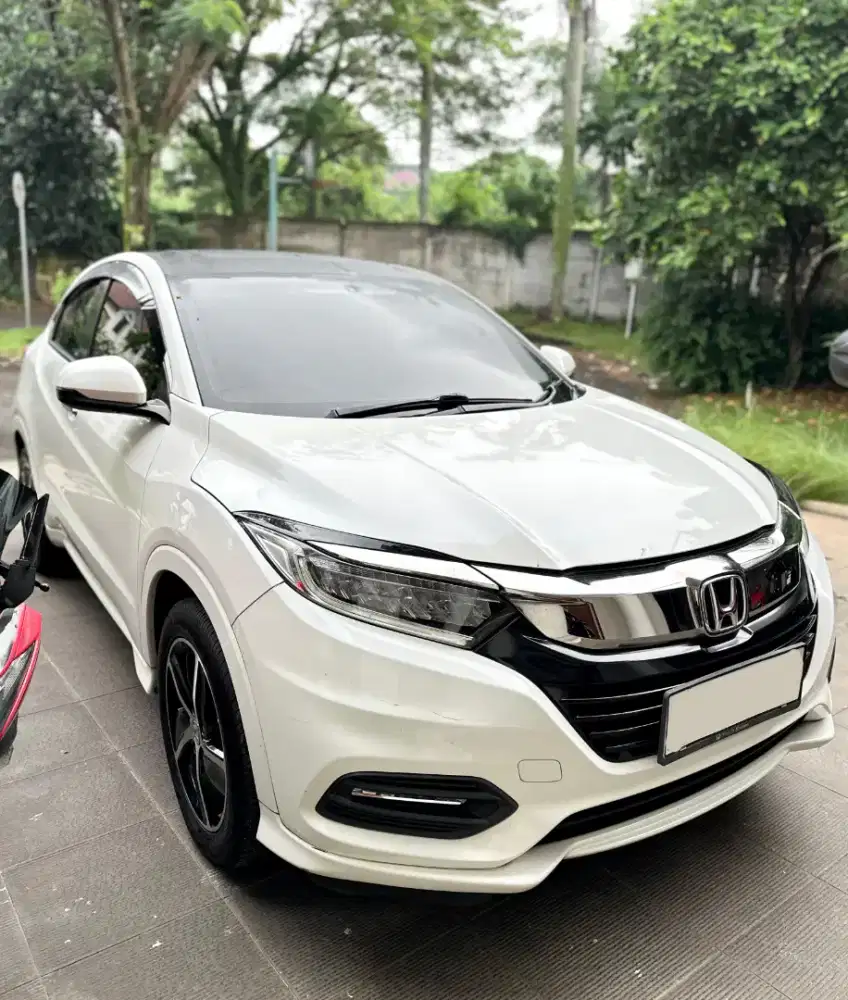 MURAH CASH. HONDA HRV Sunroof Prestige 2020 hr-v e 2019 crv