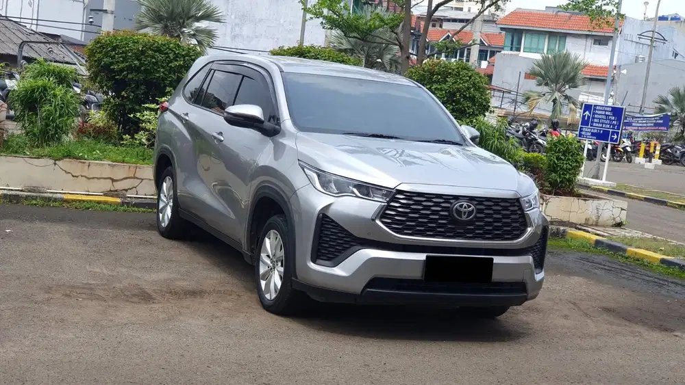 [ GARANSI 5TH ] Toyota Zenix V Non Hybrid 2.0 AT Silver 2023 2024