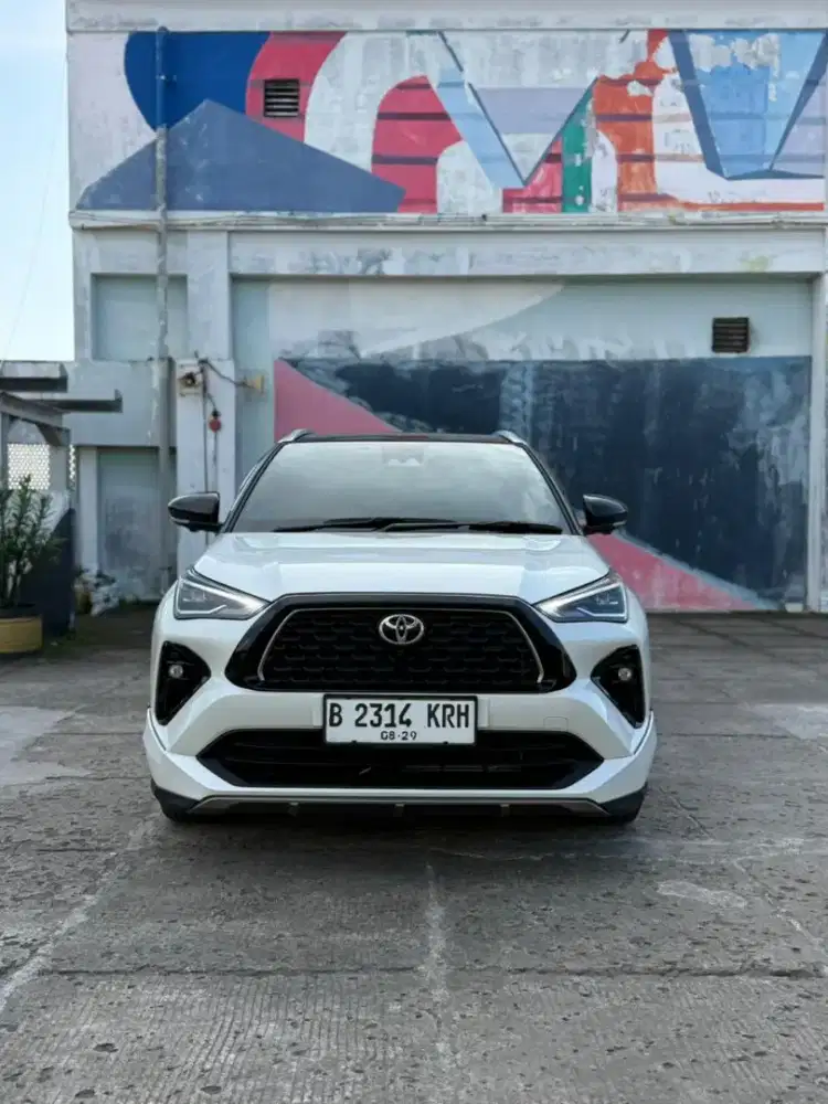 KM 5rb. Toyota Yaris Cross GR Hybrid 2024