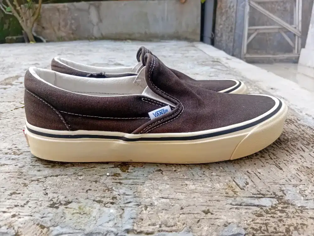 Vans slip on Anaheim