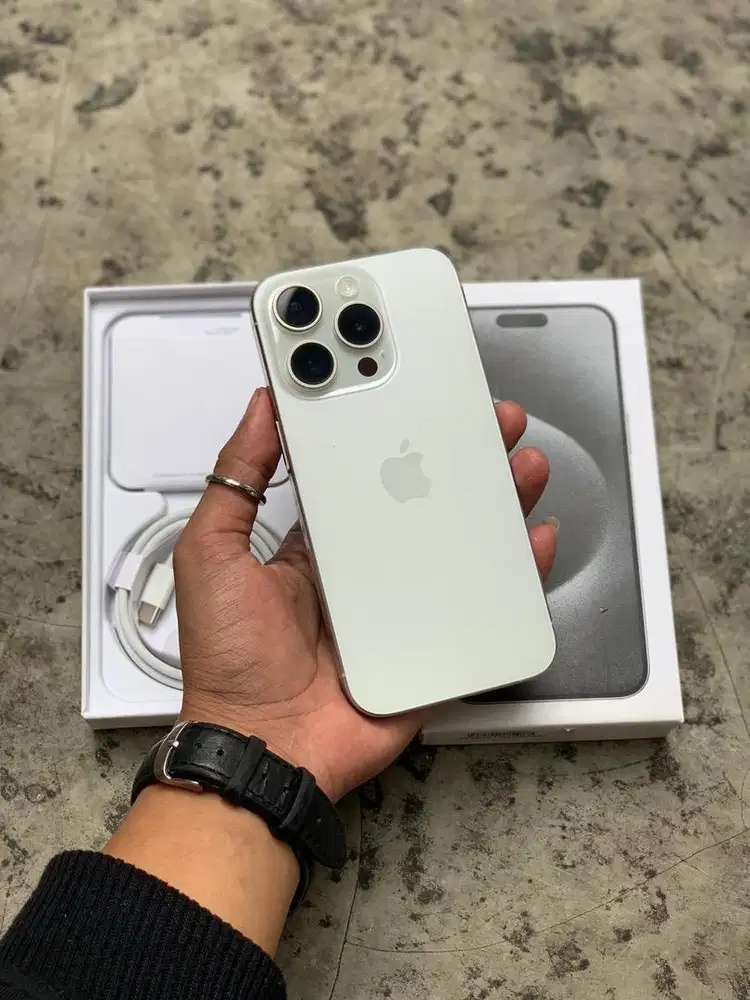 iphone 15 pro 256 gb