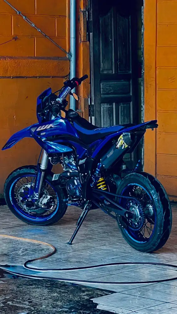 Yamaha WR 155 R
