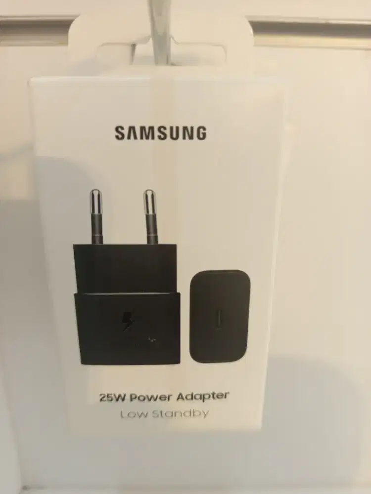 Travel adapter 25W by Samsung