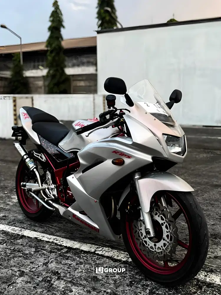 FOR SALE!! KAWASAKI NINJA 150 RR NEW 2015