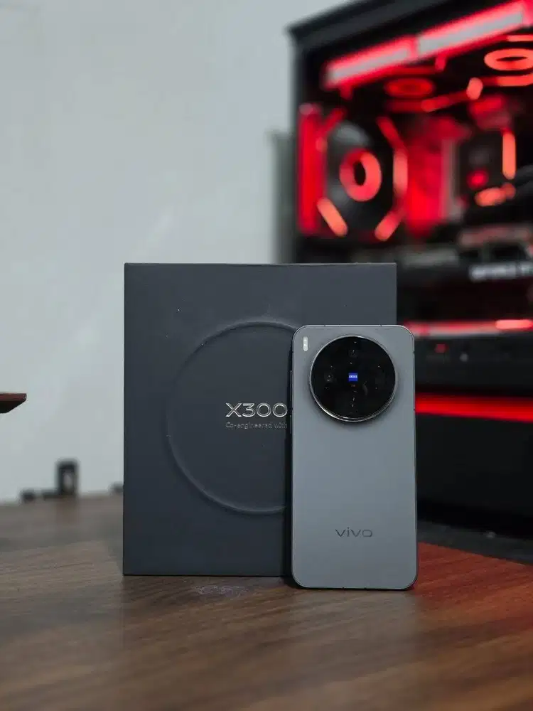 Vivo X300 16/512 Fullset Garansi 2027