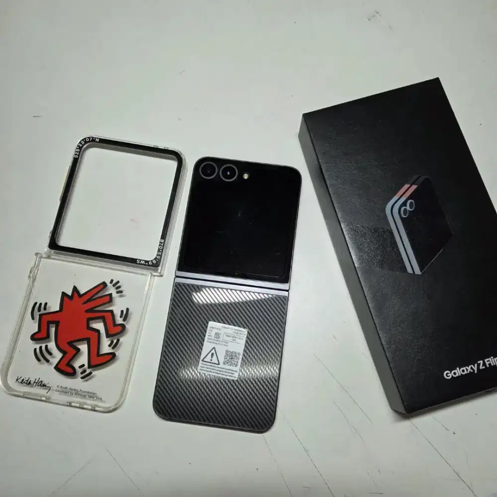 Samsung Flip 6 512GB Exclusive Crafted Black SEIN