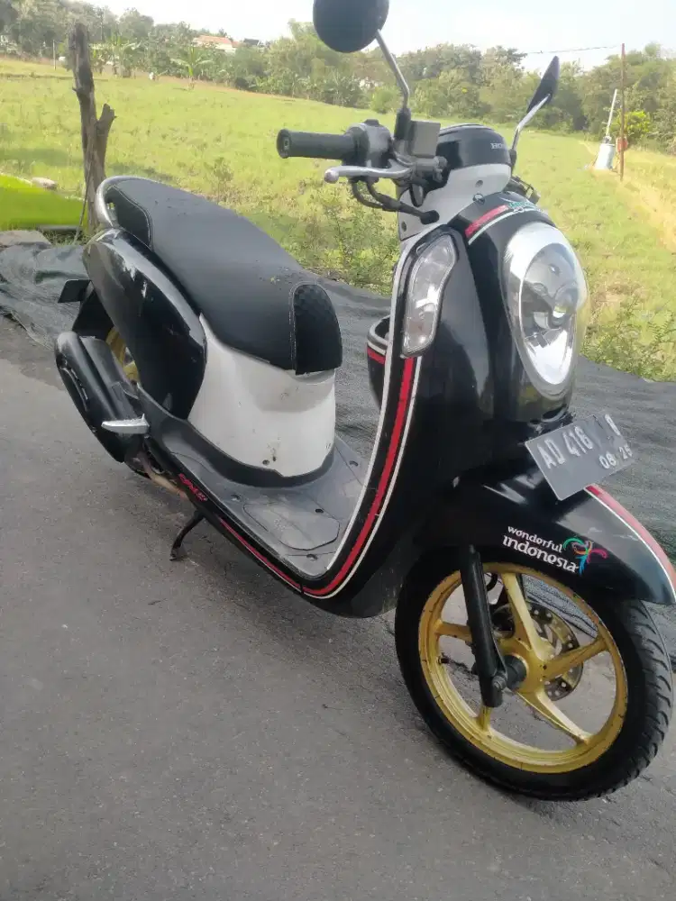 Scoopy 2015 mulus ex cewek siap pakai