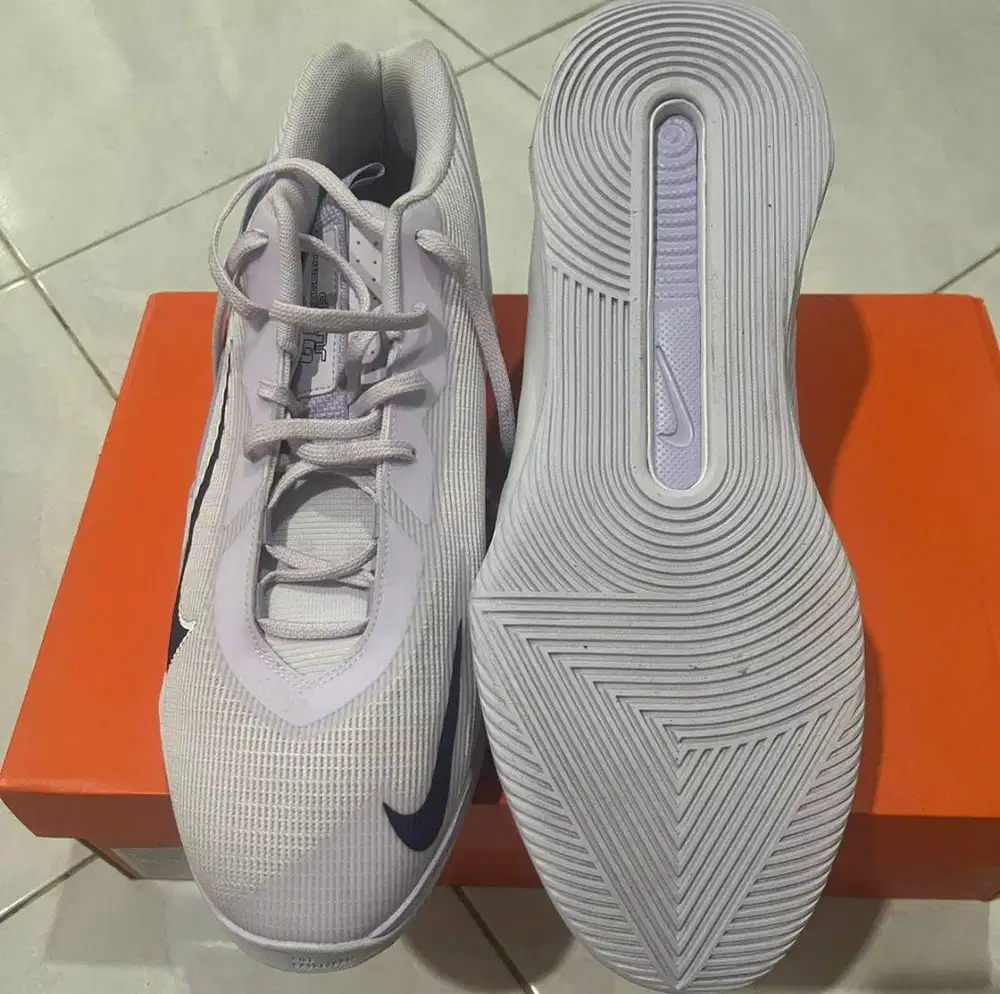 SEPATU BASKET NIKE GT JUMP ACADEMY ORIGINAL 1000%