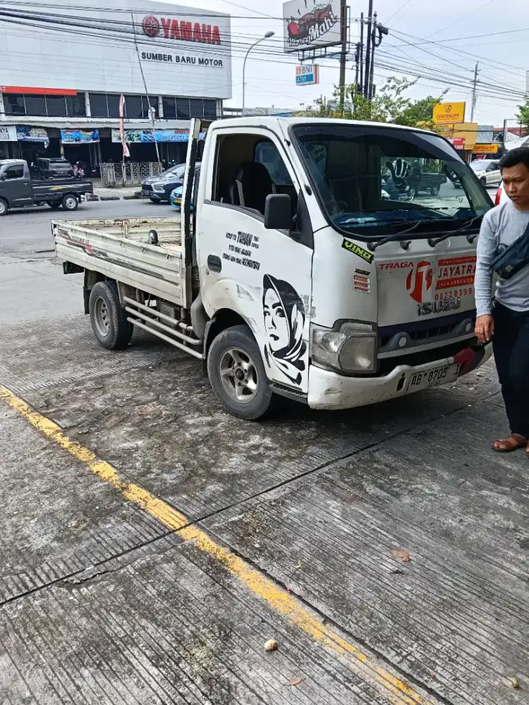 Jasa pindahan pikup truk colt box