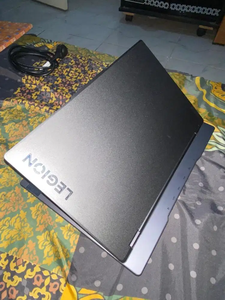 LENOVO LEGION 5i 15IRX9