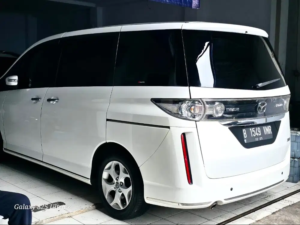 Mazda Biante 2017 ( Mulus )