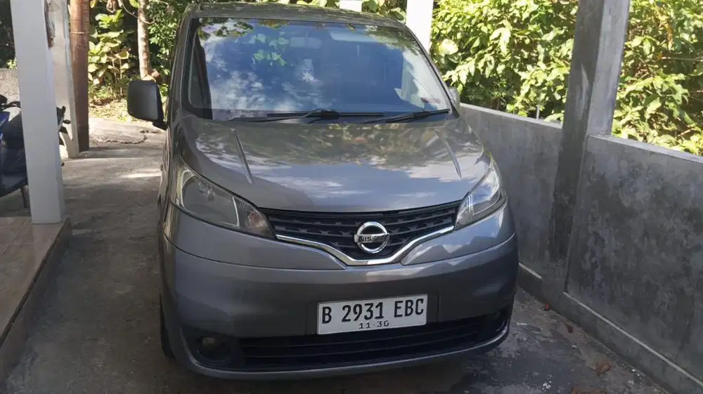 Nissan Evalia 2012