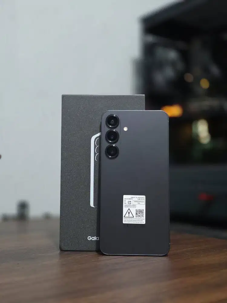 Samsung S25 Plus 12/512 Fullset Garansi ON