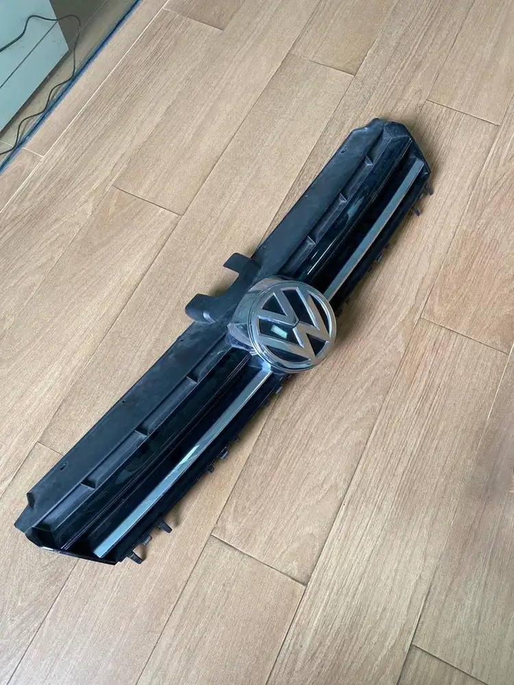 Grill golf tsi mk7 copotan