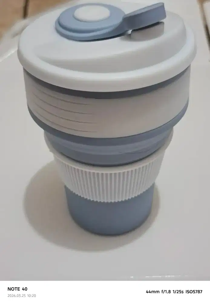 Tempat minum silikon lipat (collapsible)