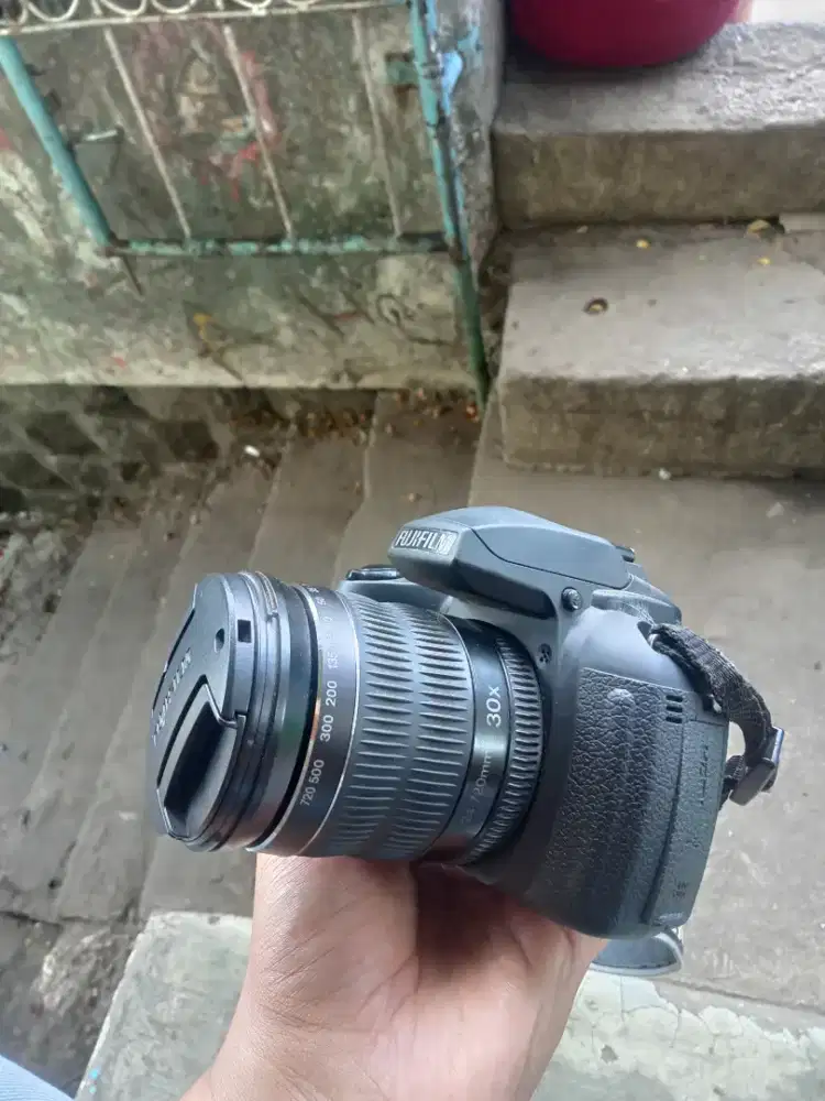 Kamera Fujifilm hs 30 exr super zoom