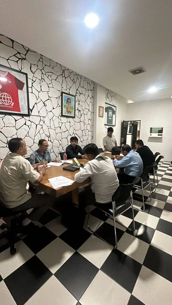 MARKETING PAMERAN BANK SWASTA