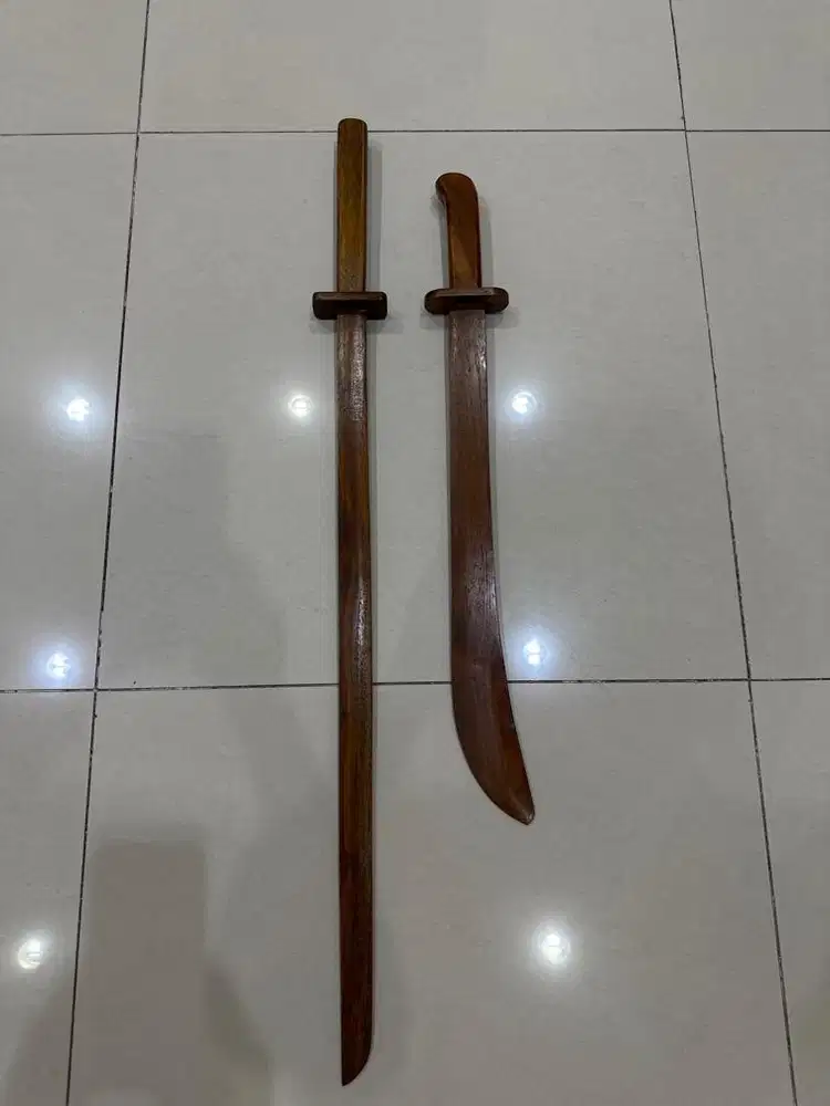 Pedang & golok kayu
