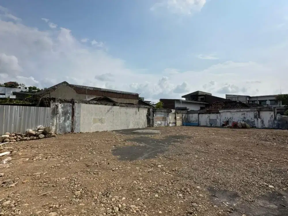 Jual tanah strategis 246m2 tengah kota jl KENCONOWUNGU Semarang Barat