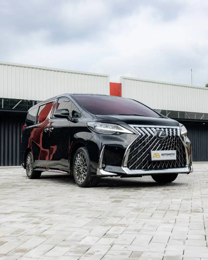 Lexus LM350 7-Seater AT 2020