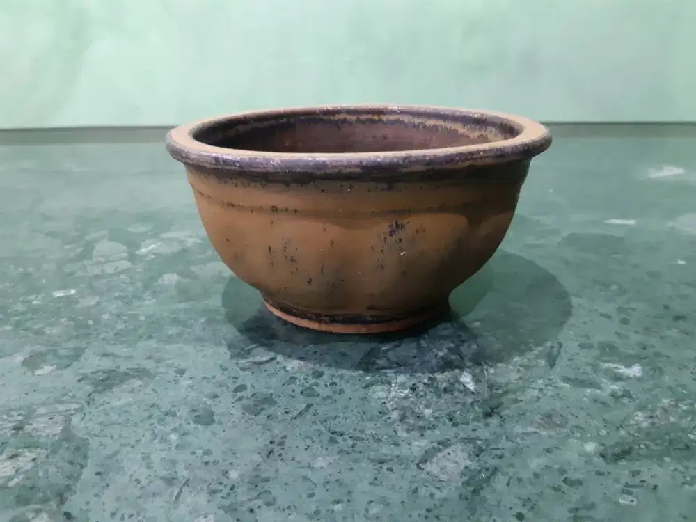 petiman warna coklat