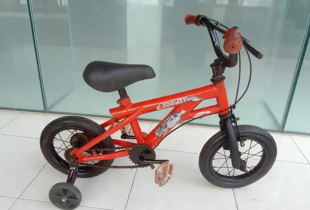 Sepeda anak kecil uk12 bekas