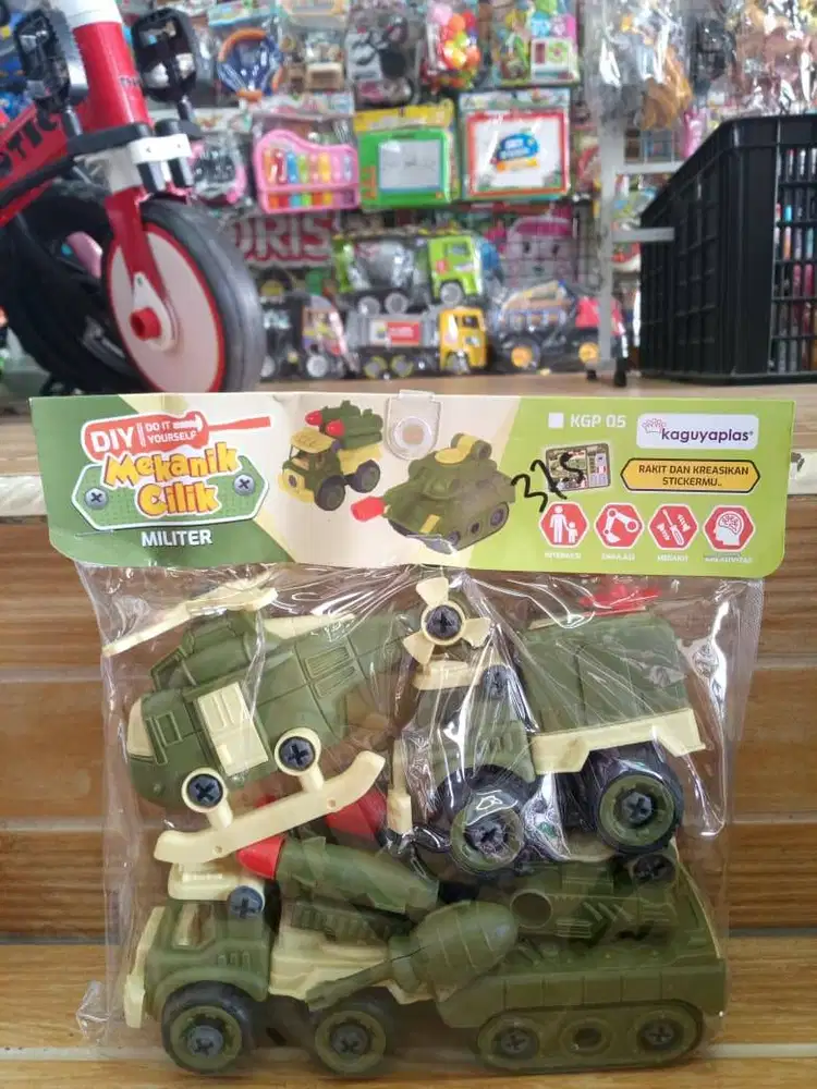 mainan anak militer obeng isi 4