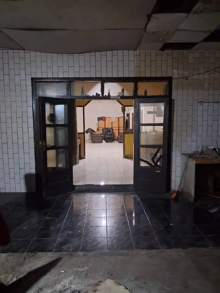 Dijual Rumah Cocok buat usaha di Sayap Gatot Subroto Belakang TSM