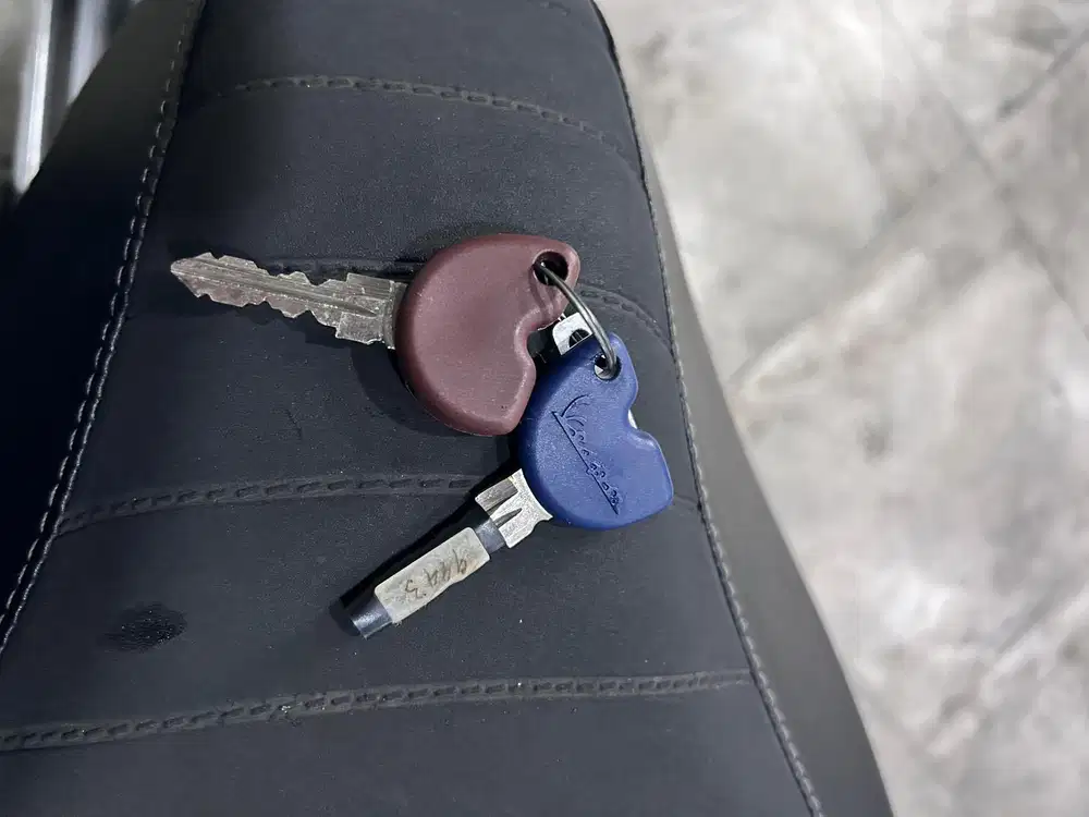 Istimewa ODO 2RB!!Vespa Sprint S 150 ABS th 2021 - Ayu Mustika