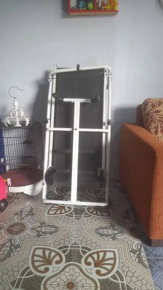 Di jual tredmil manual bekas