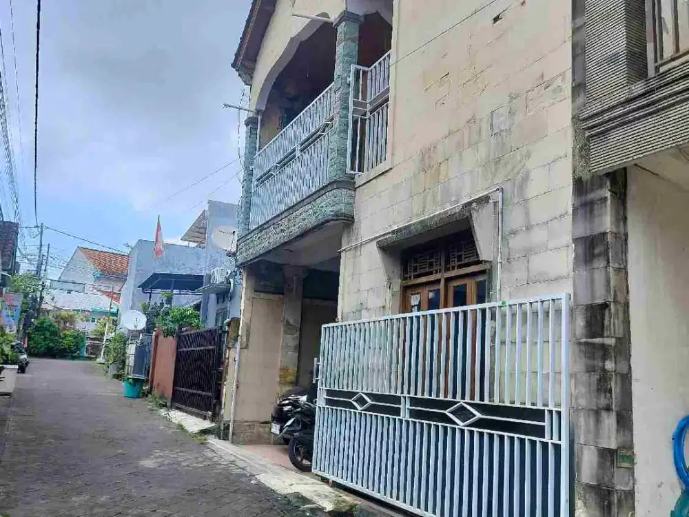 Di jual rumah second lantai III luas tanah 90 m² di dalung perbatasan Padonan Tibubeneng Kuta Utara Badung Bali