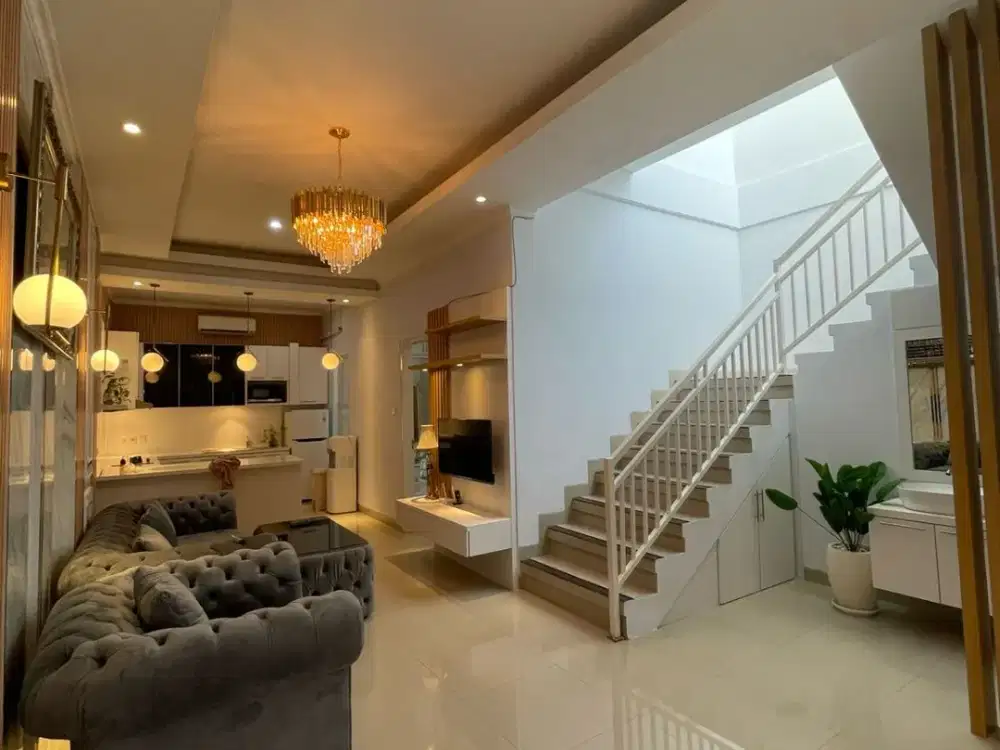 Jual Rumah 2 Lantai Di Dekat Jalan Utama Pulau Moyo Denpasar Bali. Dekat Ke Sesetan, Sidakarya, RS Sanglah, Pesanggaran, Tol Bali,