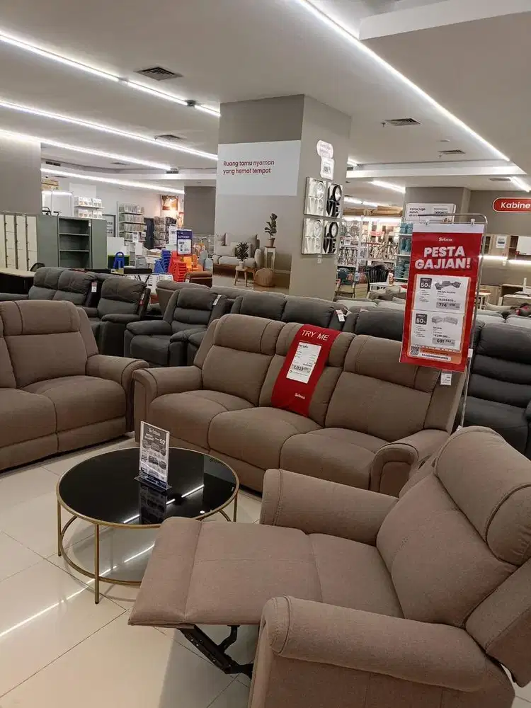 Lorian sofa set selma