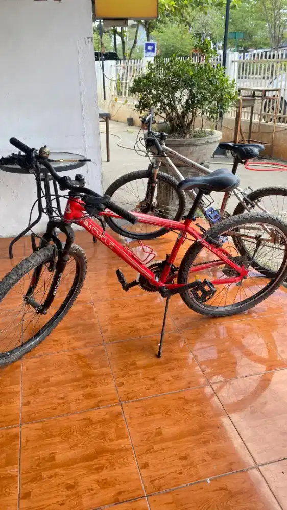Sepeda olahraga 1 set ( 3 sepeda  )barang  bisa nego