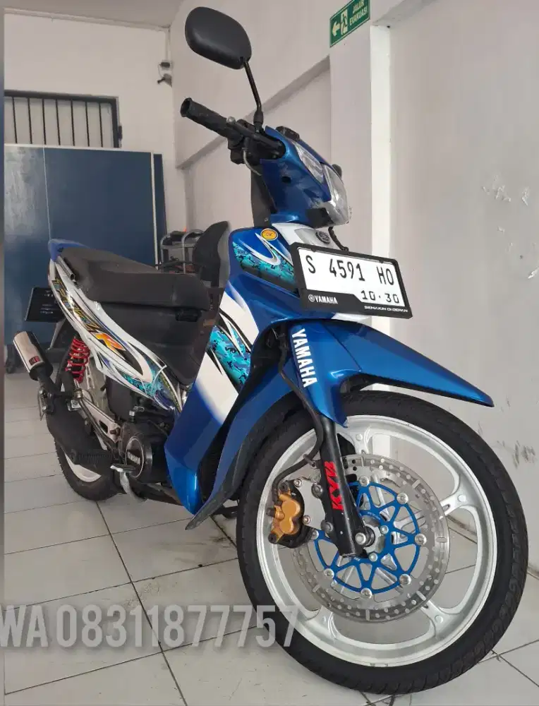 Yamaha Fizr body 2004