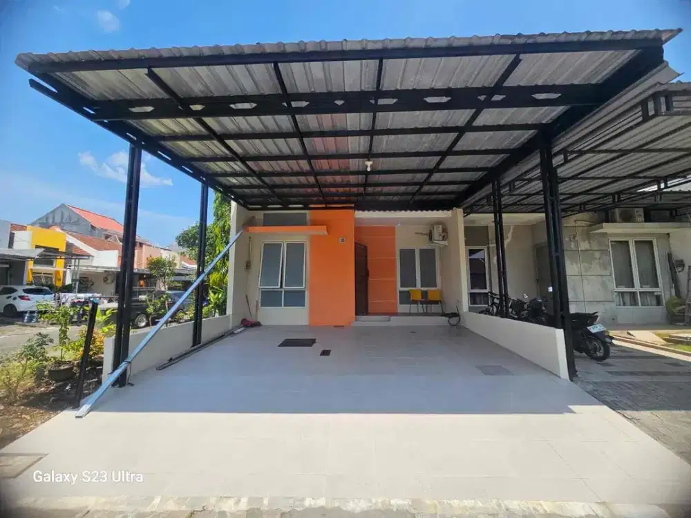 Disewakan rumah siap ditempati dengan furnitur baru di perumahan elit Graha Padma Semarang