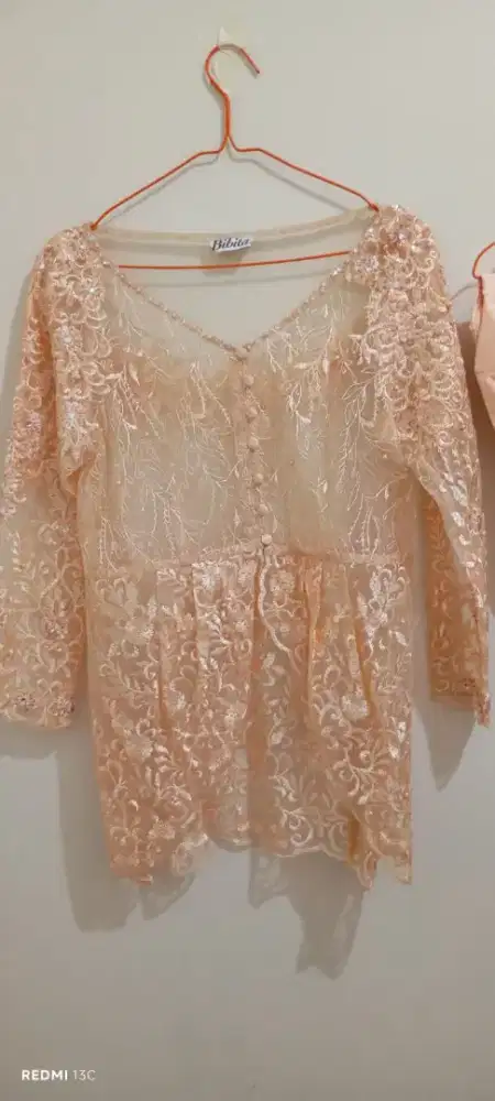 Kebaya dan Lon torso made by desainer