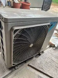 AC Daikin 3/4 PK gress  masih dingin indoor/outdoor daikin