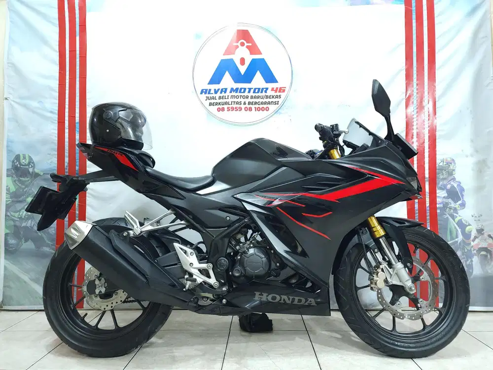 HONDA NEW CBR 150 R TH 2021 LOW KM LIKE NEW CASH /TT / KREDIT DP 500RB