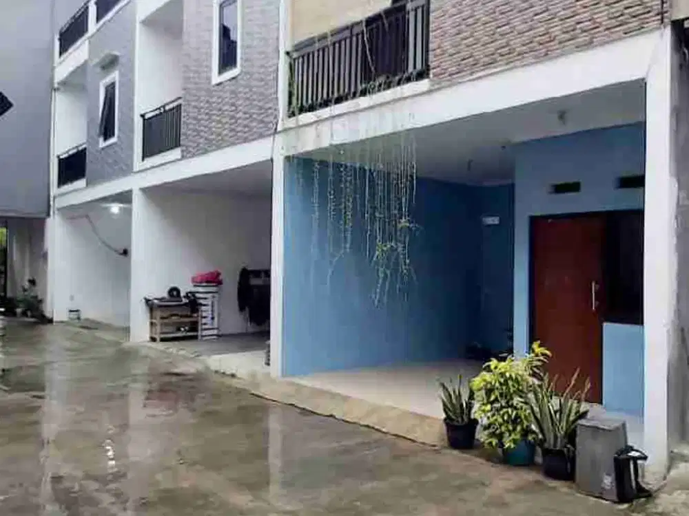 Siap huni, super strategis, nyaman! Rumah modern 2 lantai + rooftop di lokasi strategis Jakarta Timur! Cocok utk investasi