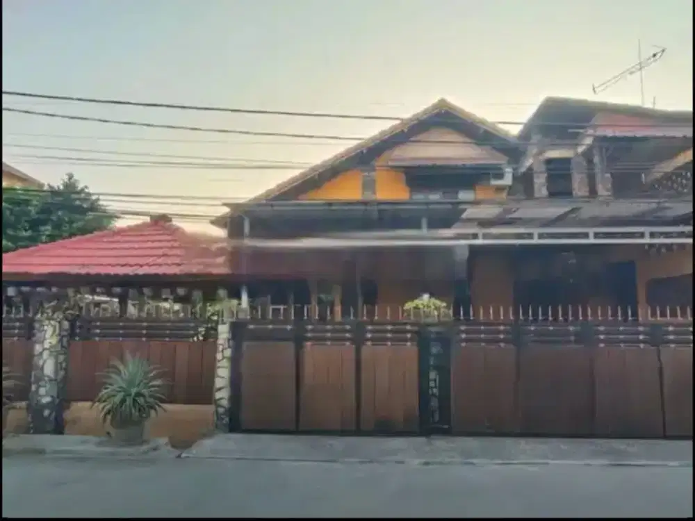 Rumah Hoek Taman Gading Indah Kelapa Gading 185M 2 Lantai Hrg Menarik Hanya 13,5 Jt/Meter
