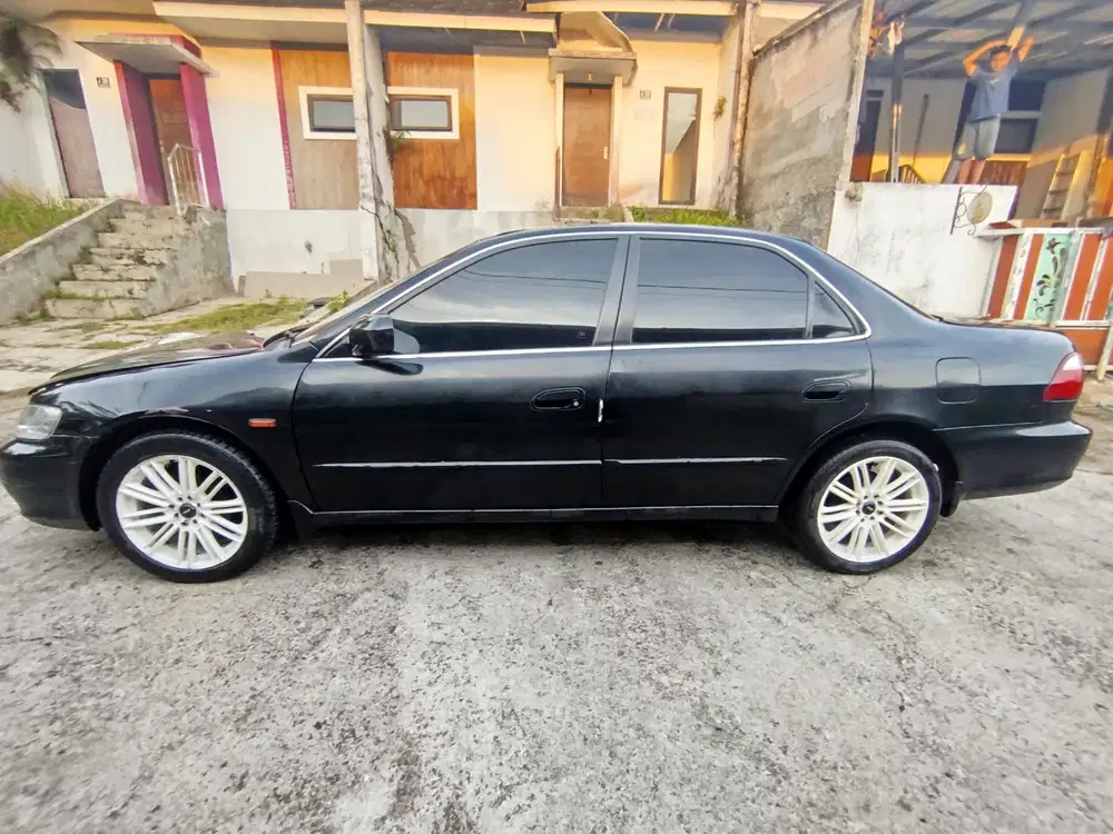 Honda Accord 2001 Bensin