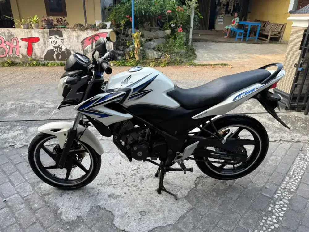 Honda CB 150 R THN 2013 plat AB Bantul