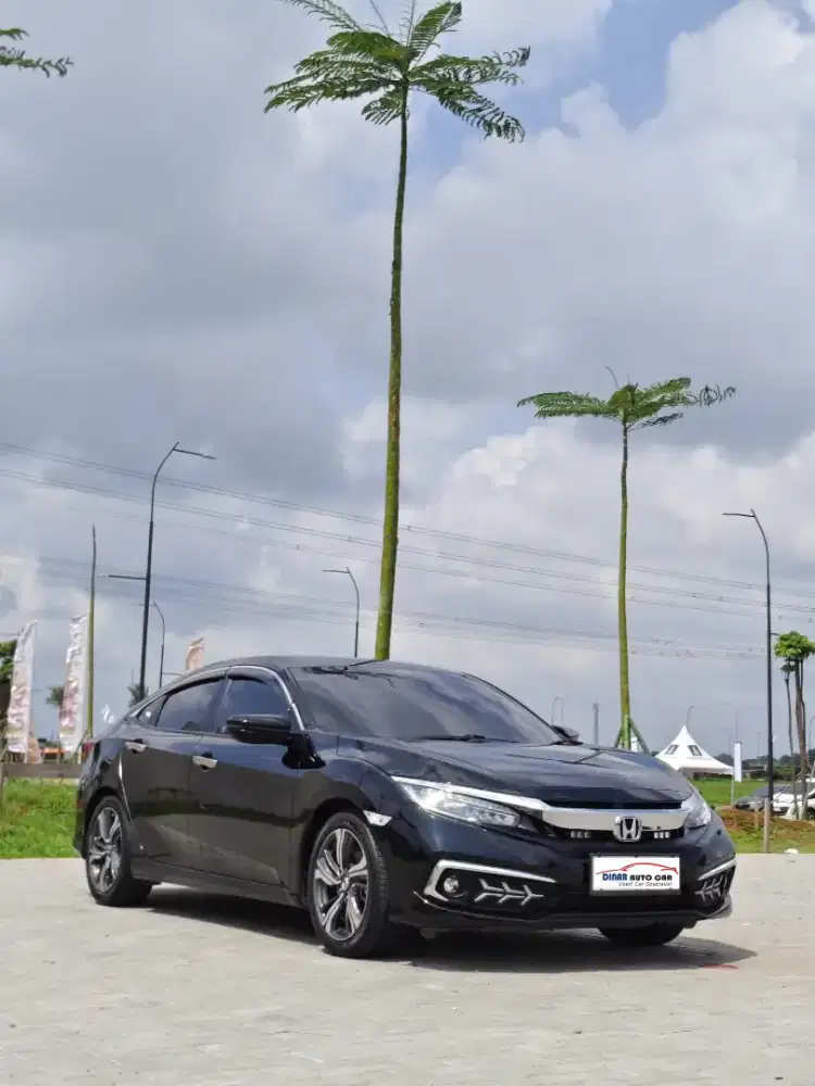 Honda Civic ES KM 33RB