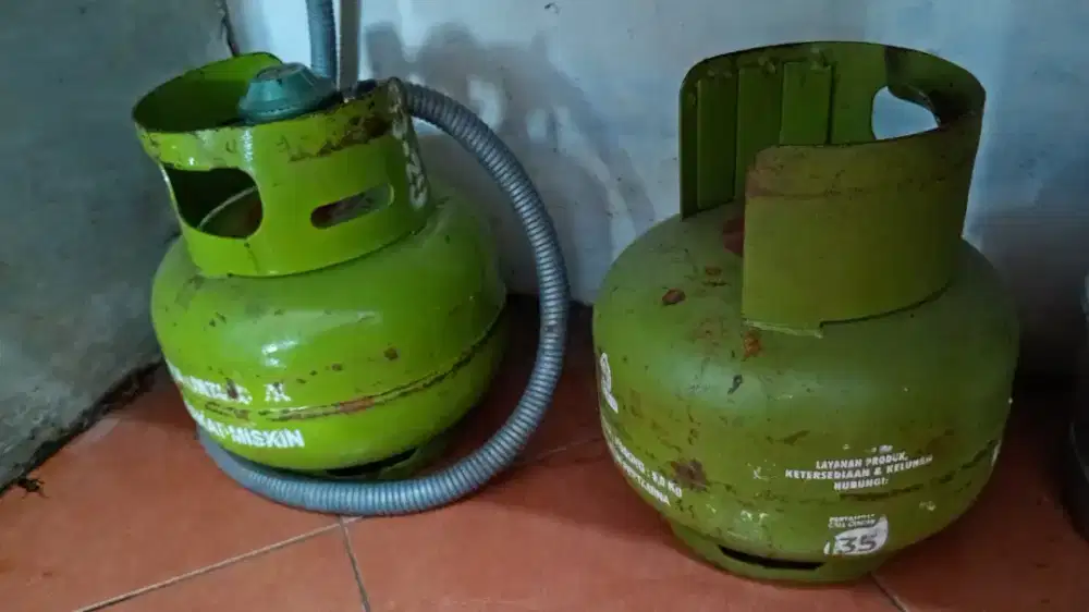 2 Tabung Gas 3 KG