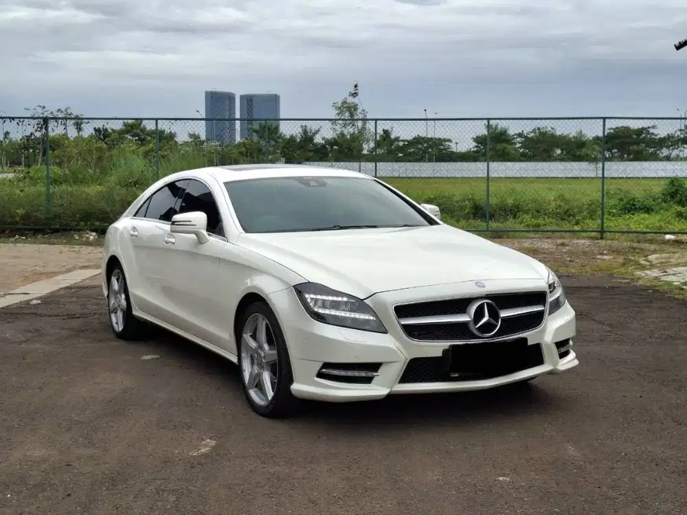 Mercedes-Benz CLS350 3.5 AMG 2014 low KM47 rb