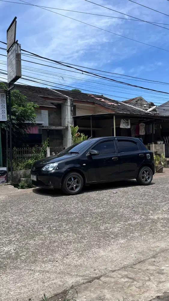 Toyota Etios Valco 2014 Bensin