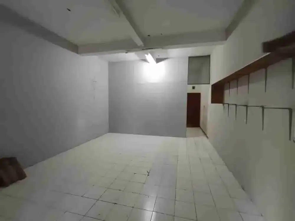 DIJUAL RUKO DEKAT SEKOLAH BPK TAMAN HOLIS INDAH